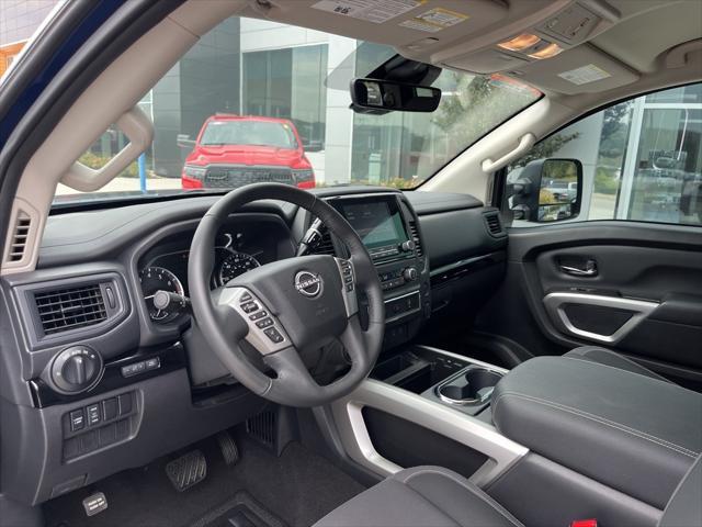 2024 nissan titan sv