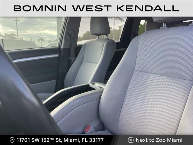 2019 toyota highlander le i4