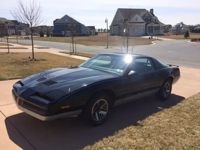 1985 firebird se