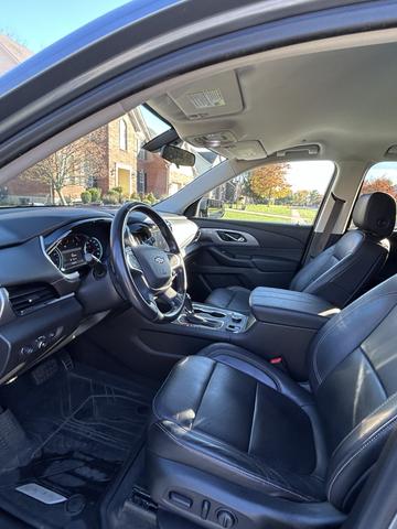 2020 chevrolet traverse lt leather