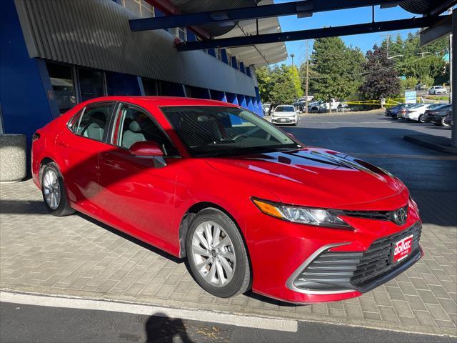 2023 toyota camry le