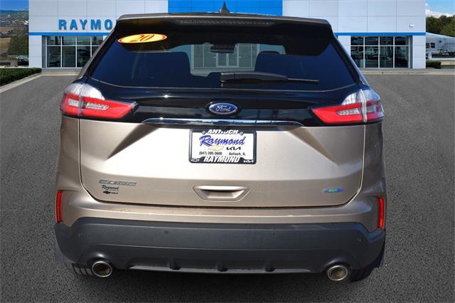 2020 ford edge se