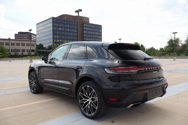 2024 porsche macan base