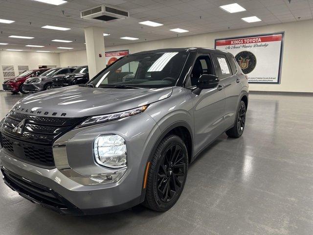 2023 mitsubishi outlander sel black edition