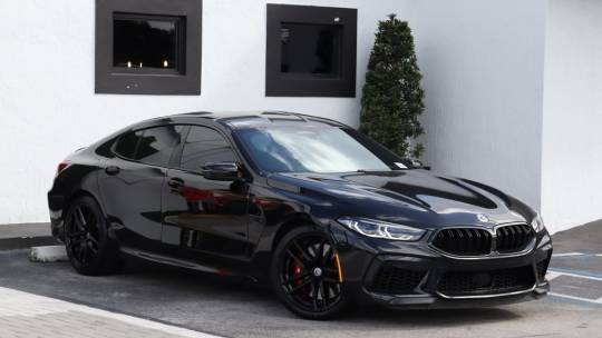 2023 BMW M8