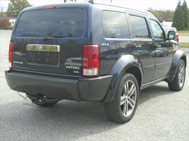 2011 dodge nitro 4wd 4dr detonator *ltd avail*