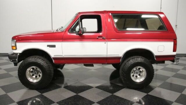 modern classic xlt 4x4 suv 5.8 liter v8 auto transmission red white