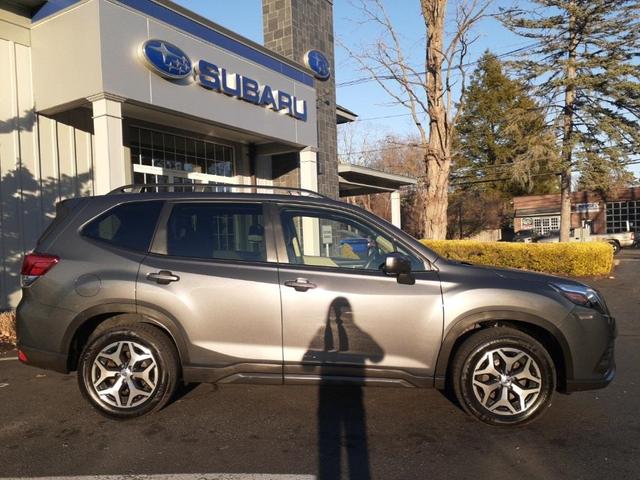 2022 subaru forester premium