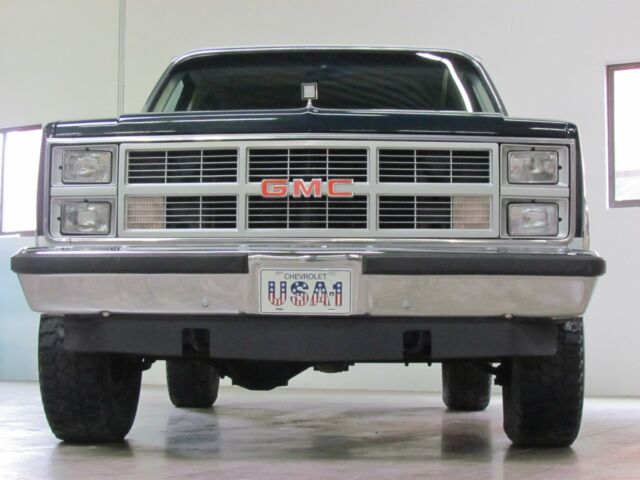 1984 gmc jimmy -base- 86,688 miles blue suv v8 5l automatic