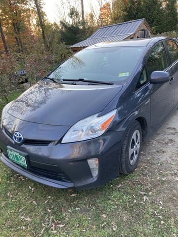 2012 toyota prius five