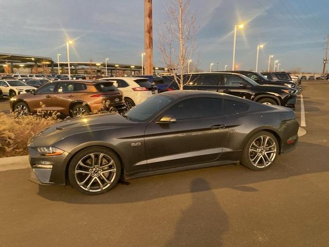 2018 ford mustang gt premium