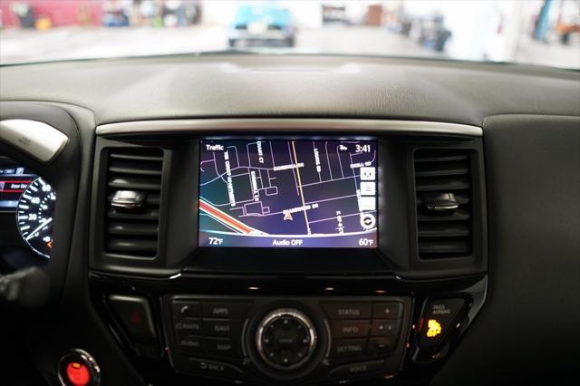 2019 nissan pathfinder sv
