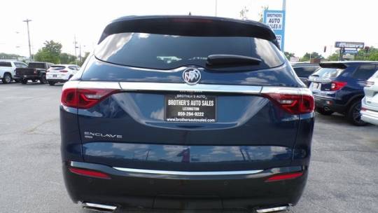 2023 buick enclave essence