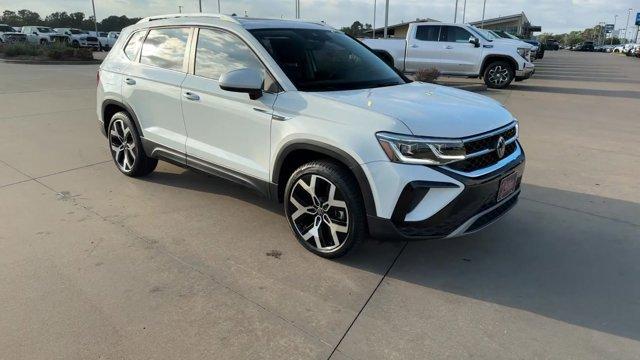 2023 volkswagen taos 1.5t sel