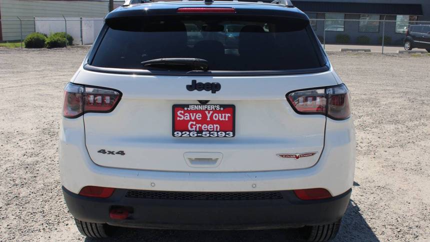 2021 jeep compass trailhawk