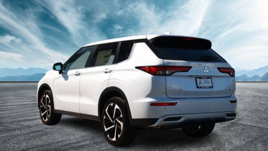 2024 Mitsubishi Outlander