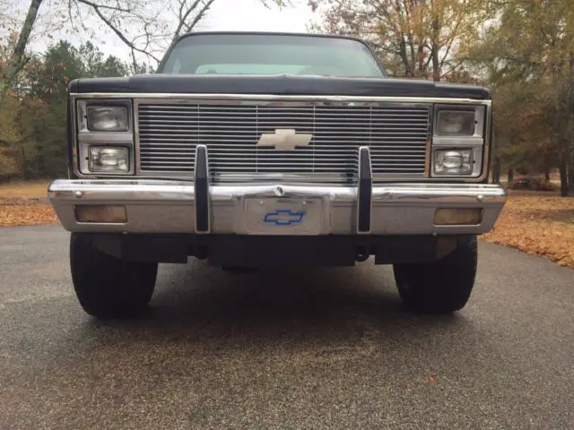 1982 chevrolet k10 4x4 pickup truck short bed square body c10 4wd