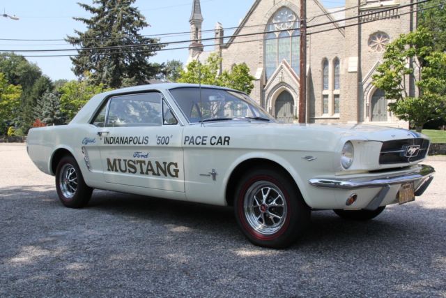 1965 ford mustang 30137 miles white coupe targa 260 cid automatic