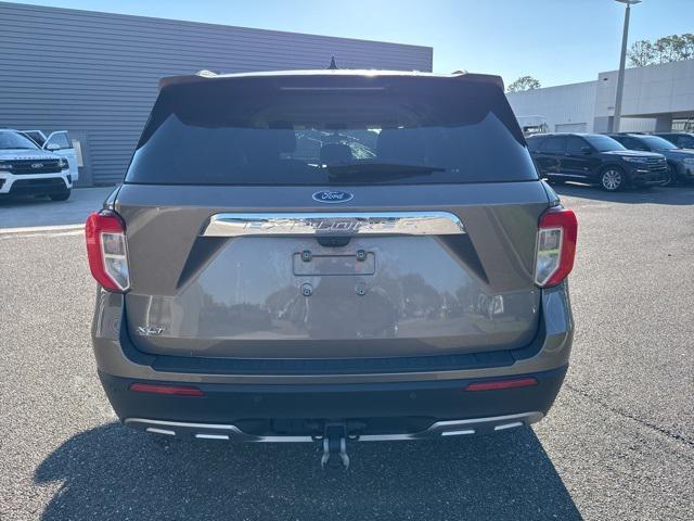 2021 ford explorer xlt
