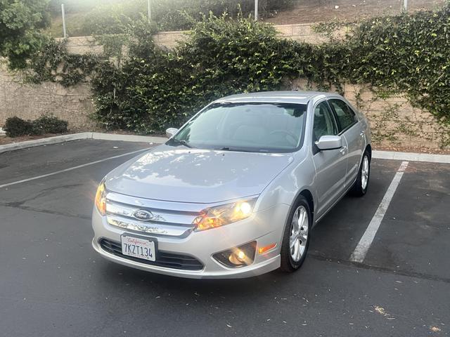 2012 ford fusion se