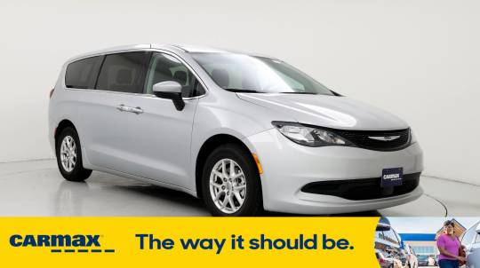 2022 Chrysler Voyager