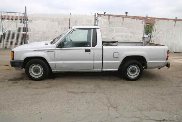 1992 mitsubishi mighty max 4 cylinder 2.4l manual no reserve