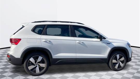 2024 Volkswagen Taos
