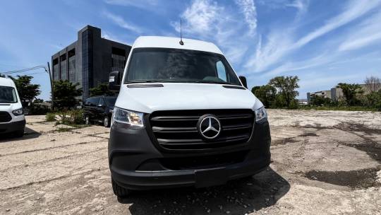 2024 Mercedes-Benz