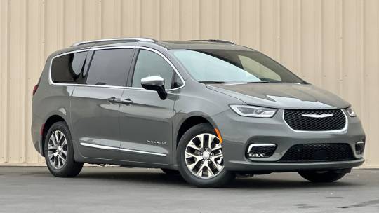 2025 Chrysler Pacifica