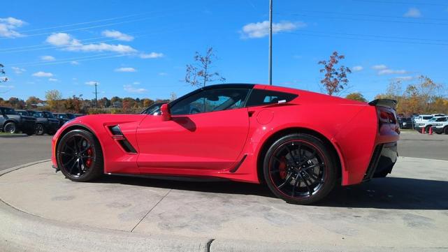 2017 chevrolet corvette grand sport