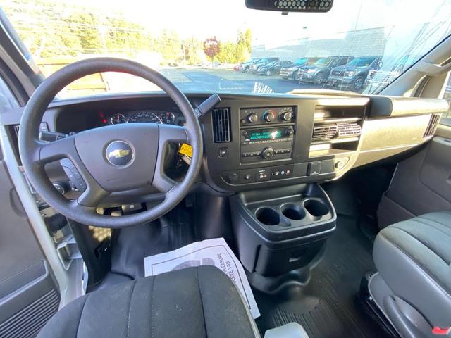 2022 chevrolet express 2500 work van