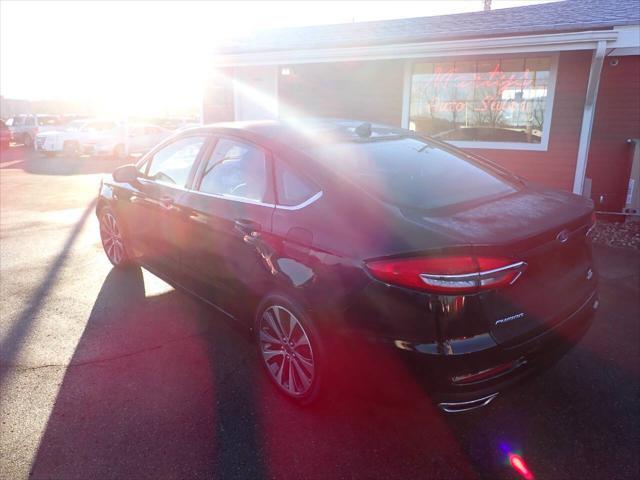 2019 ford fusion se