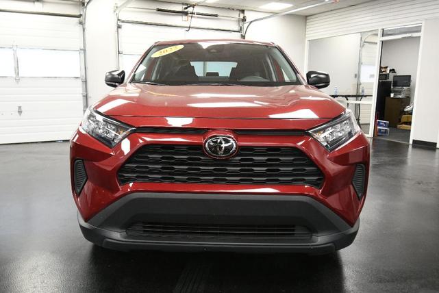 2022 toyota rav4 le