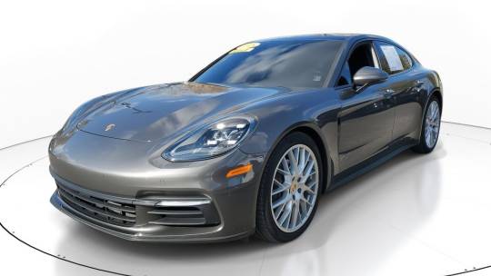 2018 Porsche Panamera