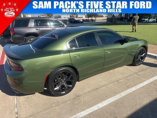 2020 dodge charger sxt