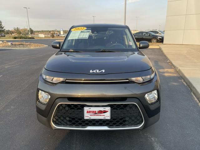 2022 kia soul lx