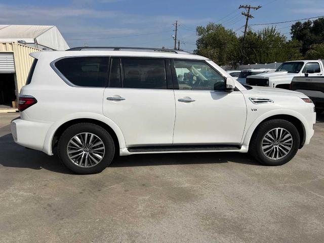 2022 nissan armada sv