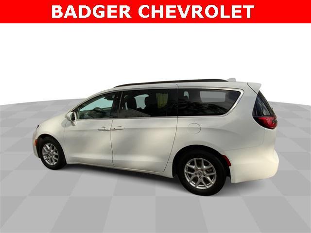 2022 chrysler pacifica touring l