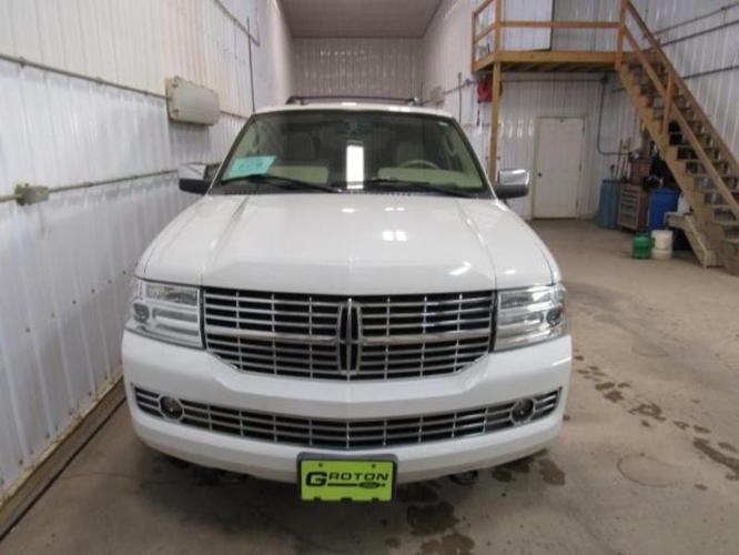 2008 lincoln navigator base 4dr suv 4wd for sale in groton, south dakota