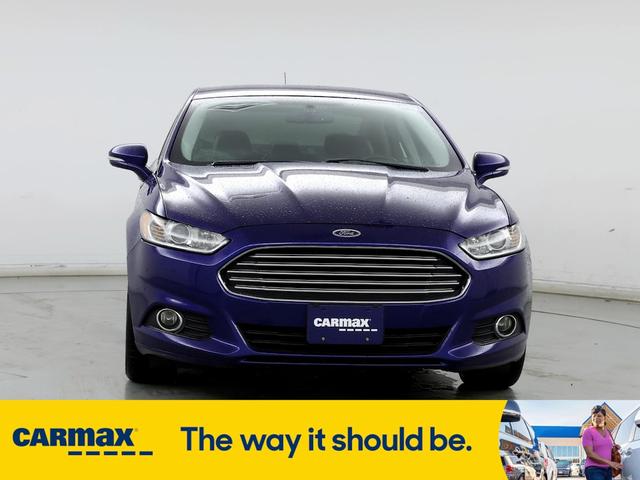 2013 ford fusion se