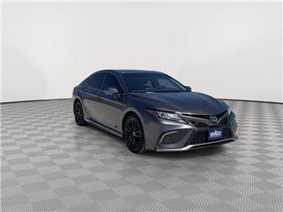 2022 Toyota Camry hybrid xse