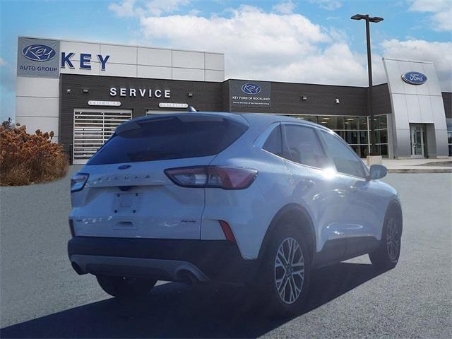 2022 ford escape sel