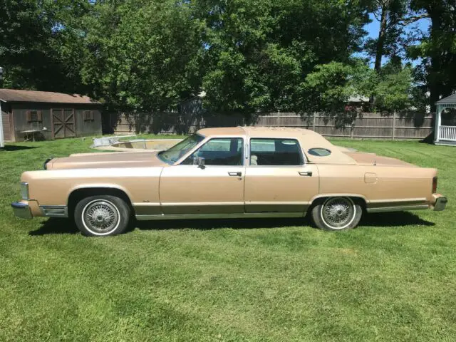 1979 lincoln continental, 34,000 original miles, barn find, runs excellent, tan