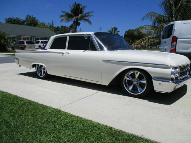 1961 ford fairlane, galaxie