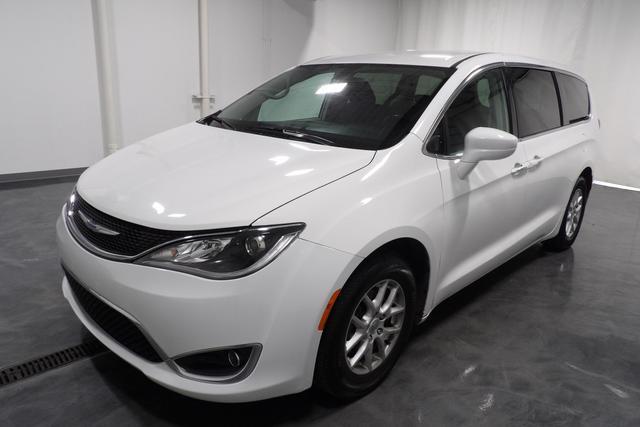2020 chrysler pacifica touring