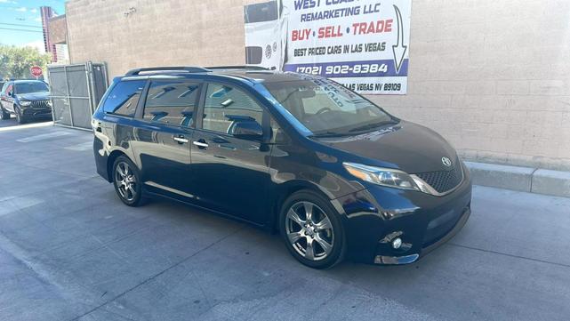 2017 toyota sienna se premium