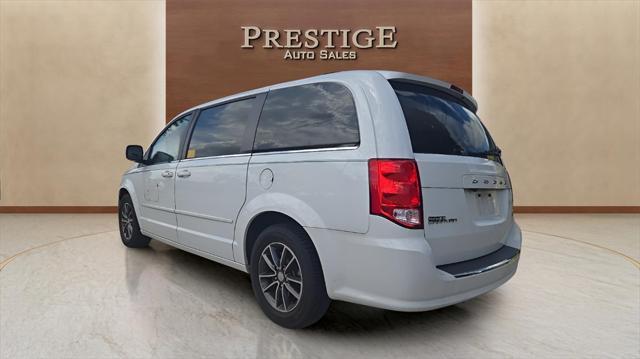 2017 dodge grand caravan sxt