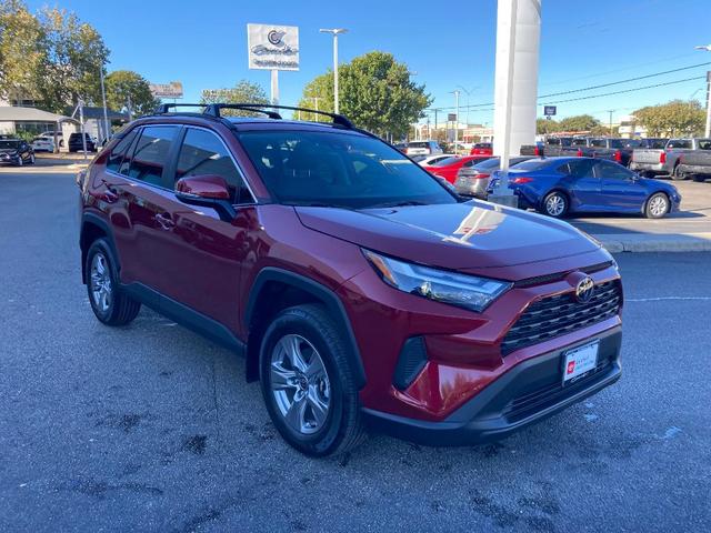 2023 toyota rav4 xle