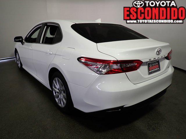 2020 toyota camry le