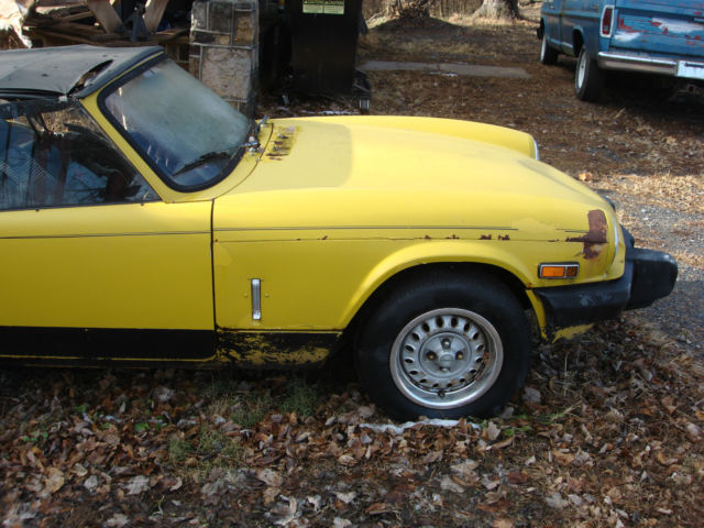 1980 triumph spitfire base convertible 2 door 1.5l with hardtop